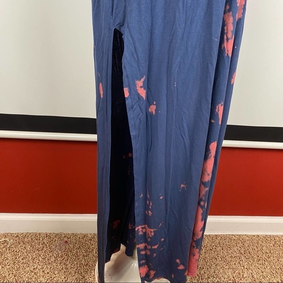 Express Tie Dye Maxi Dress - Picture 2 of 6